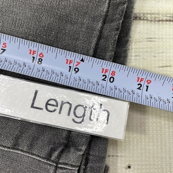 PrAna Jean Skirt Grey Denim Pencil Straight Button Fly Size 2 - Picture 9 of 13